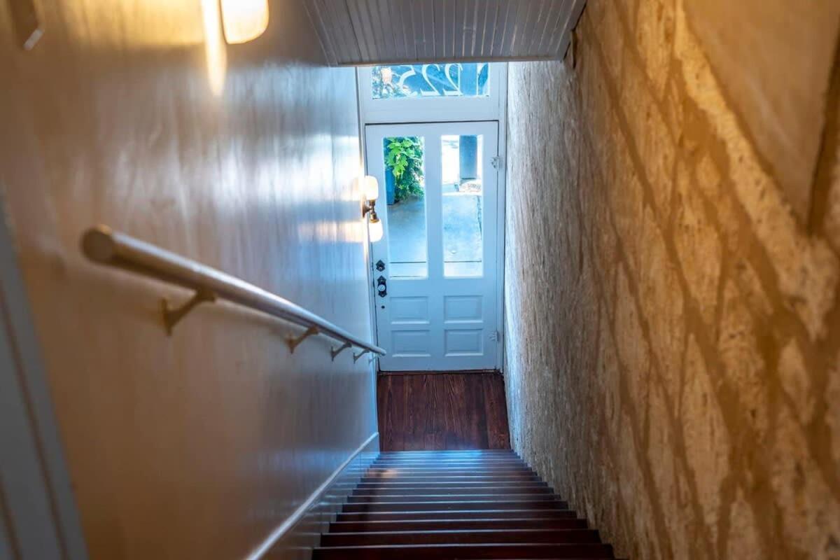 The Loft On Main St Loft With Balcony Views Apartamento Fredericksburg Exterior foto
