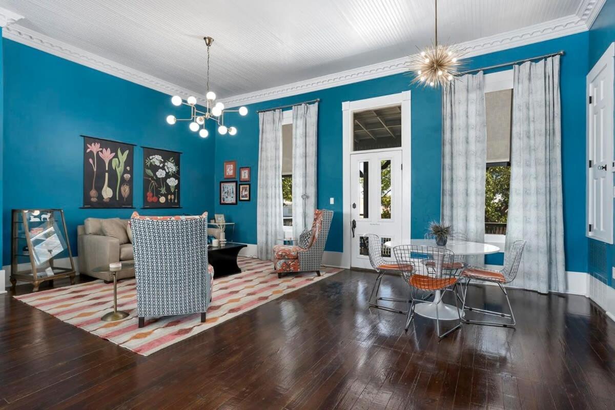 The Loft On Main St Loft With Balcony Views Apartamento Fredericksburg Exterior foto